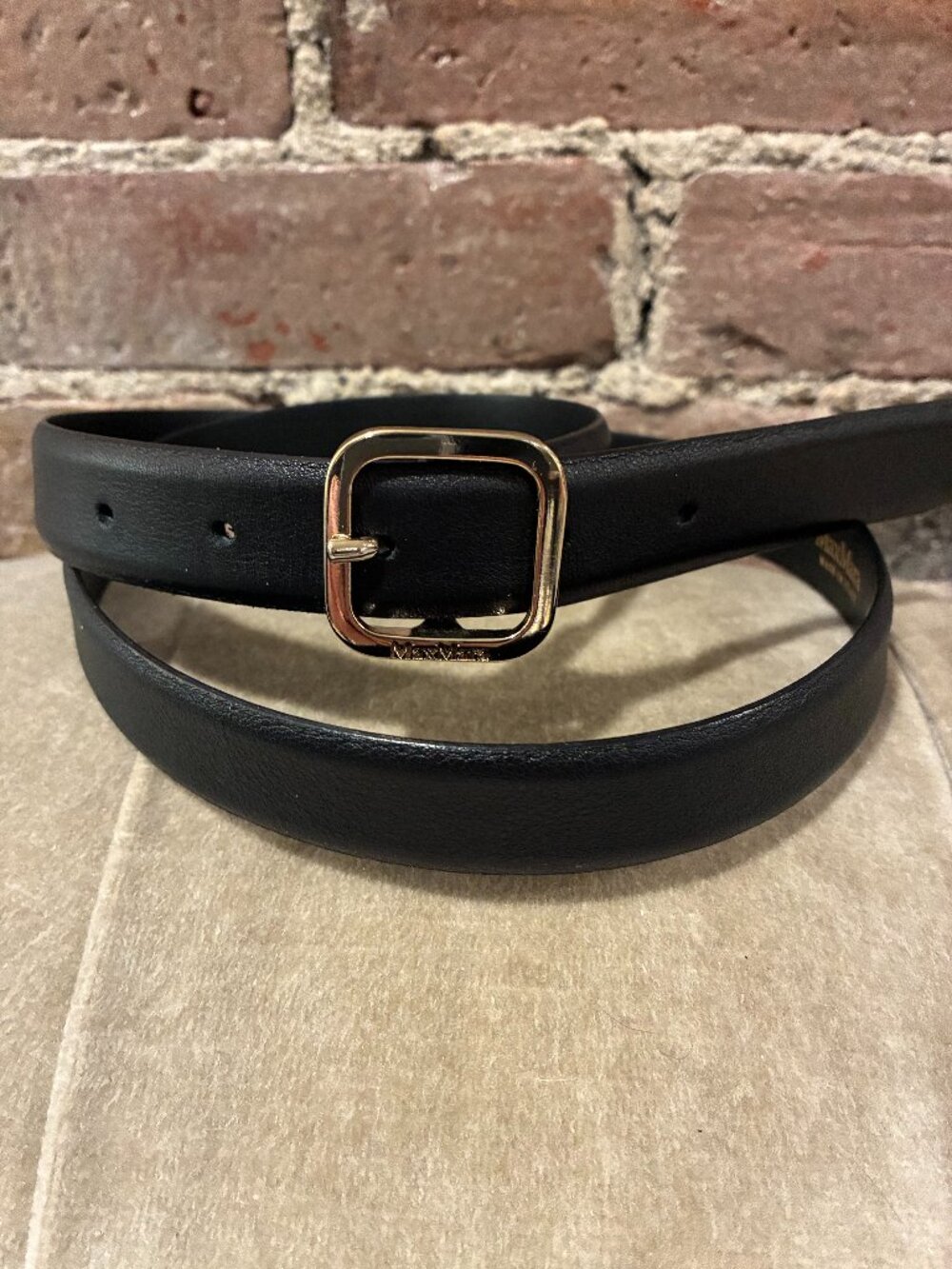 MaxMara~ Black Leather Belt